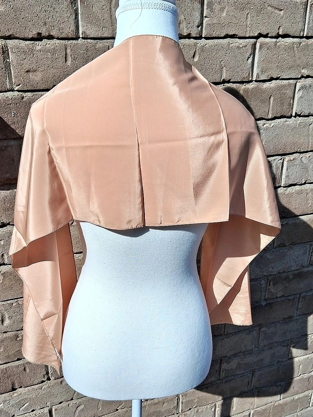 Vintage Monique Martin Tan Rectangular Scarf -  Made In Japan - Picture 4 of 12